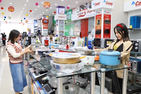 Tạo thuận lợi cho hoạt động thương mại, dịch vụ
