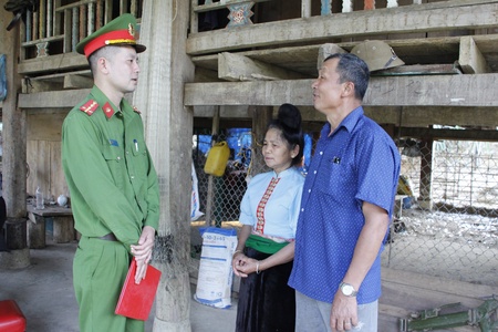 Trưởng công an xã trách nhiệm với công việc