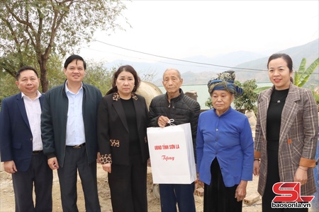 Sông Mã “không để ai bị bỏ lại phía sau”