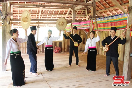 Nâng cao đời sống văn hóa, tinh thần cho nhân dân
