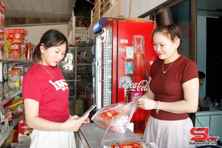 Chiềng Mung thúc đẩy thương mại, dịch vụ
