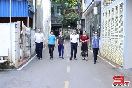 Chi bộ tiêu biểu học và làm theo Bác