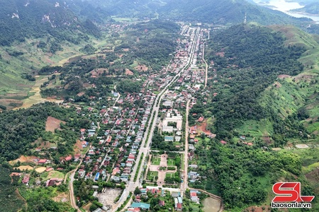 Về miền quê sơn thủy hữu tình