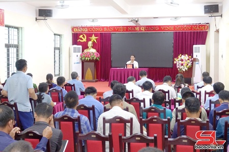 Đảng bộ xã Chiềng Khoong chú trọng phát triển đảng viên