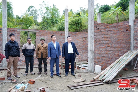 Mường Khiêng nỗ lực xóa nhà tạm, nhà dột nát