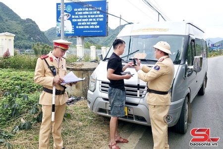 Phấn đấu mục tiêu giảm tai nạn giao thông bền vững