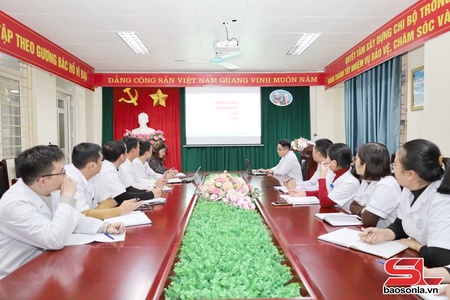 Đưa dịch vụ y tế hiện đại đến gần với nhân dân