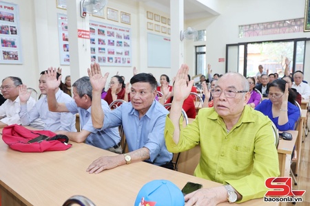 Phát huy dân chủ lấy ý kiến cử tri nơi cư trú