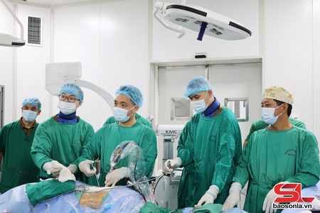 Nỗ lực làm chủ các kỹ thuật y học chuyên sâu