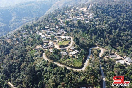 Đổi thay vùng lòng hồ Chiềng Lao