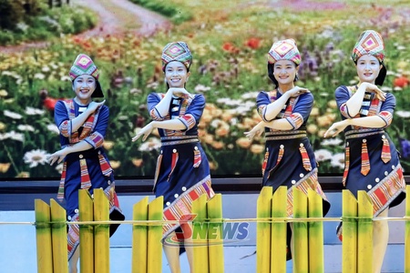 Gửi trọn đam mê với nghệ thuật múa dân gian