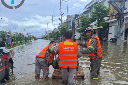 Viettel đồng hành với người dân vùng thiên tai