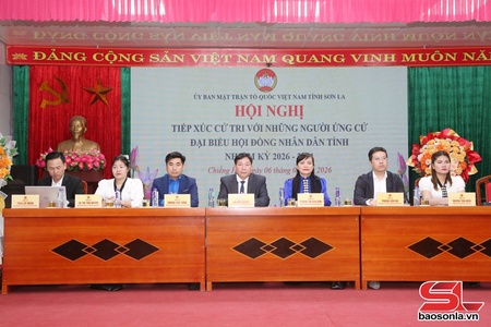 Quan tâm đầu tư cơ sở hạ tầng nông thôn và quảng bá nông sản địa phương