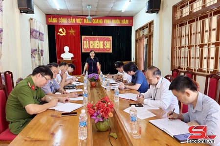 Đồng chí Trưởng Ban Nội chính Tỉnh ủy làm việc với Ban Thường vụ Đảng ủy xã Chiềng Sại