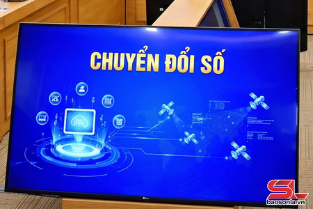 Đẩy mạnh phát triển khoa học, công nghệ và chuyển đổi số hướng tới mục tiêu tăng trưởng hai con số