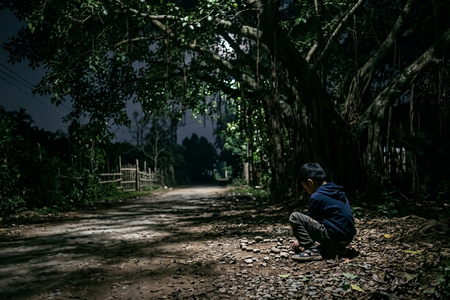 Dưới những tán cây