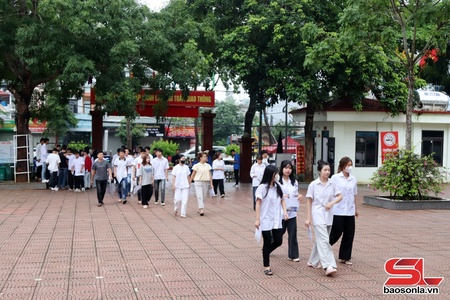 Điểm thi Trường THPT Chiềng Sinh: 603 thí sinh tham gia môn thi tự chọn