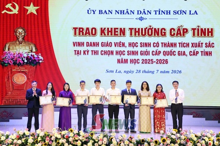 Vinh danh hơn 300 cán bộ, giáo viên, học sinh tiêu biểu năm học 2025-2026
