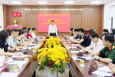 Hội nghị giao ban công tác báo chí tháng 7