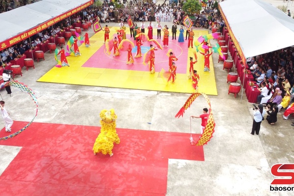 Lễ hội dâng hương đền thờ Hai Bà Trưng ở vùng biên