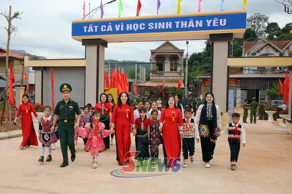 Nâng bước học trò vùng cao biên giới Chiềng Sơn