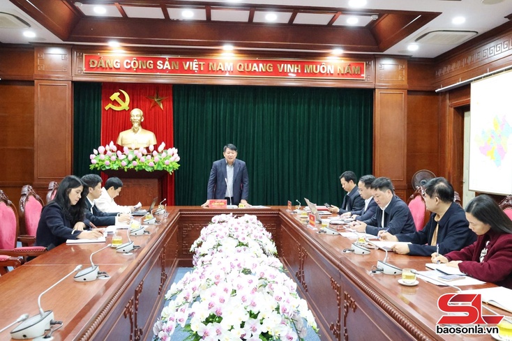 Thường trực Tỉnh ủy họp nghe một số nội dung liên quan đến Dự án cải tạo, xây dựng mới các công trình trong khuôn viên Tỉnh ủy