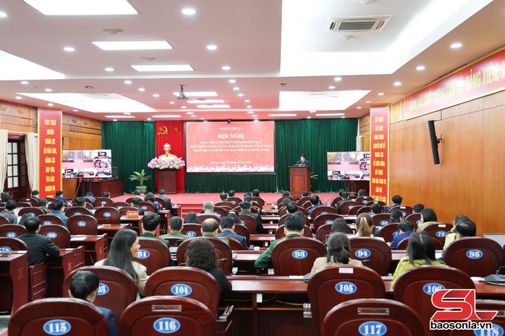 Hội nghị quán triệt, phổ biến Thông báo kết quả Hội nghị lần thứ 14 Ban Chấp hành Trung ương Đảng khoá XIII