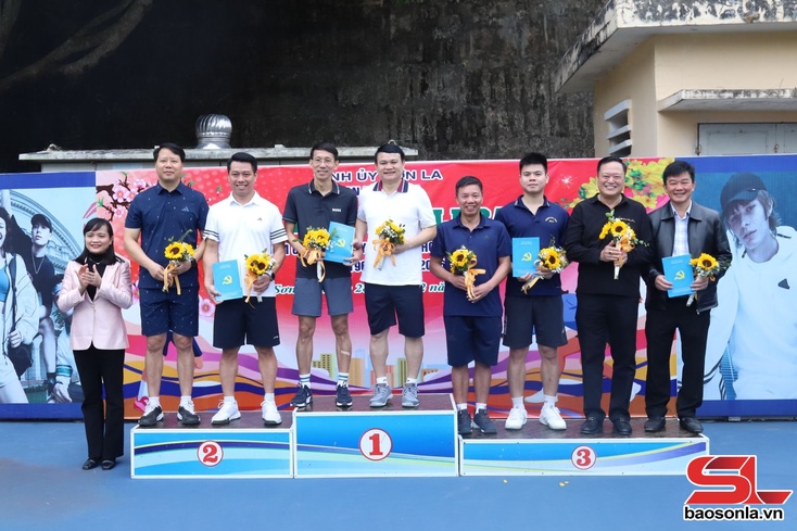 Giao lưu Pickleball chào mừng Kỷ niệm 60 năm Ngày truyền thống ngành Nội chính Đảng