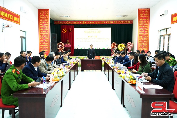 Đoàn Giám sát số 7 của Ban Thường vụ Tỉnh ủy Sơn La về công tác chuẩn bị bầu cử tại 9 xã