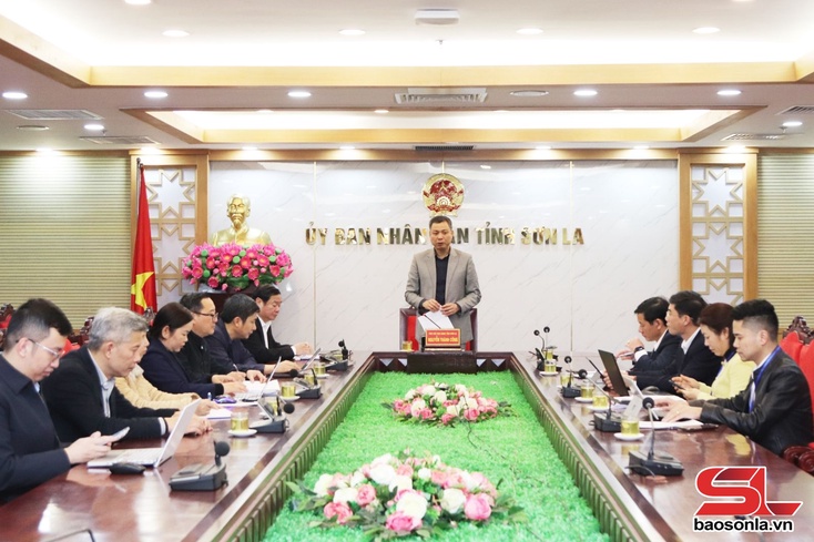 Thực hiện bàn giao đất và tài sản của Trung tâm Hỗ trợ Nông dân