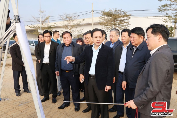 Thường trực Tỉnh ủy thăm và làm việc với Ban Quản lý các khu công nghiệp tỉnh