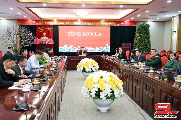 Phát động phong trào thi đua “Đổi mới sáng tạo, phát triển khoa học công nghệ, chuyển đổi số, chuyển đổi xanh”; “Phát triển doanh nghiệp tư nhân, nâng cao hiệu quả doanh nghiệp nhà nước”