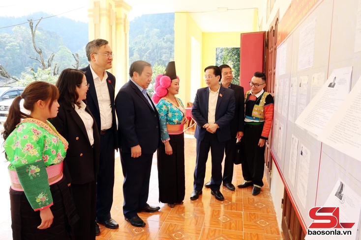 Mang tiếng nói của cử tri vùng cao đến nghị trường