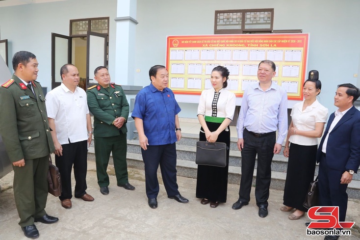 Cử tri gửi gắm kỳ vọng tới ứng cử viên đại biểu Quốc hội khóa XVI