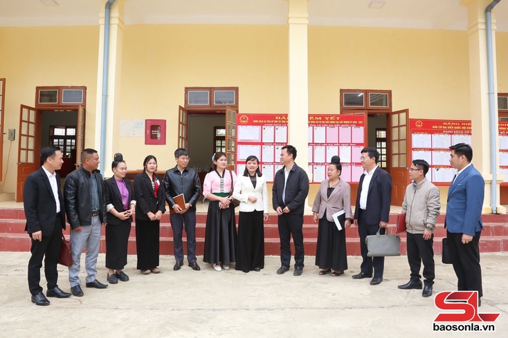 Cử tri kiến nghị thu hút đầu tư, phát triển hạ tầng du lịch gắn với nông nghiệp bền vững