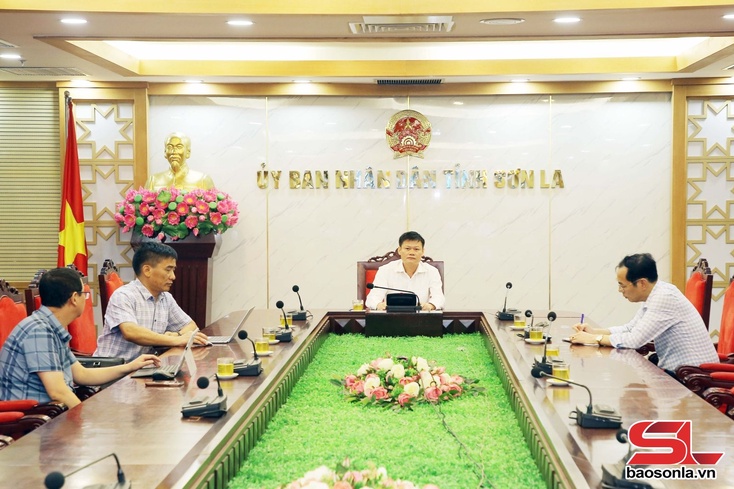 Phấn đấu đến năm 2030 đưa vào sử dụng trên 5.000km đường bộ cao tốc