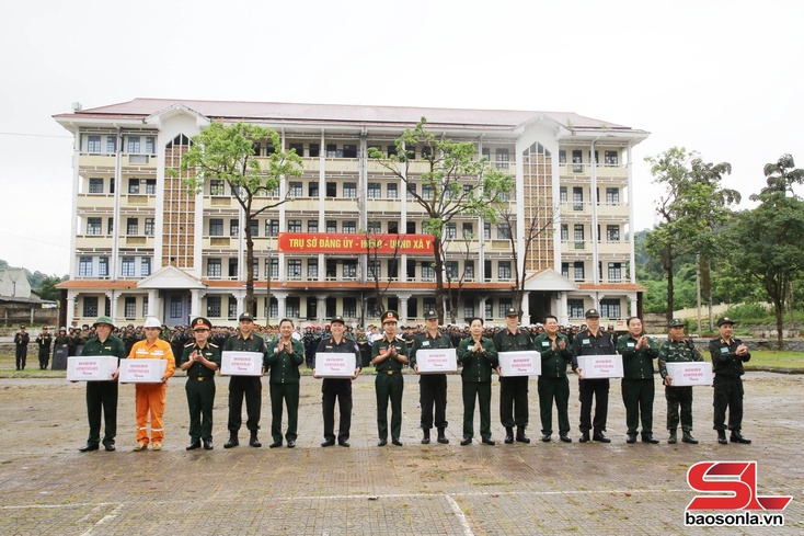 Diễn tập thực binh xử trí tình huống A2