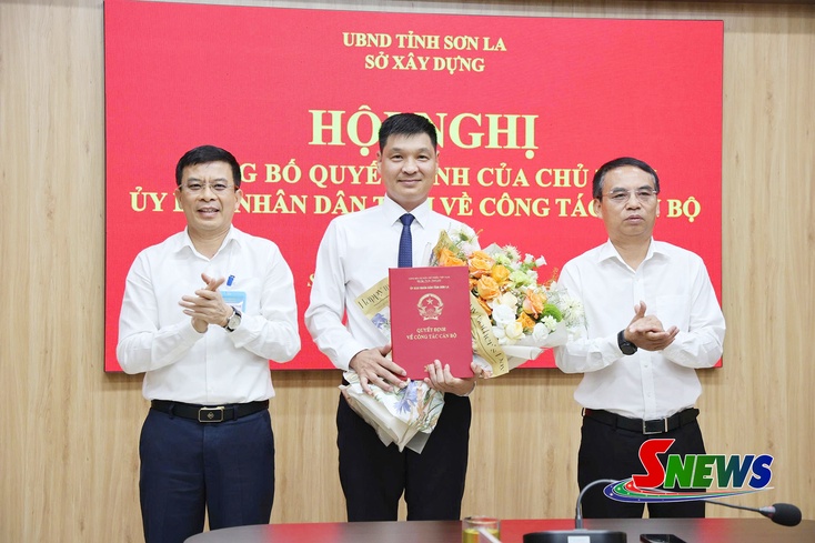Công bố quyết định điều động, bổ nhiệm Phó Giám đốc Sở Xây dựng