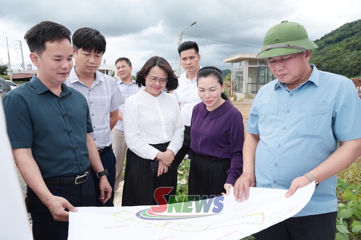 Đồng chí Phó Bí thư Thường trực Tỉnh ủy làm việc với Ban Thường vụ Đảng ủy xã Mai Sơn