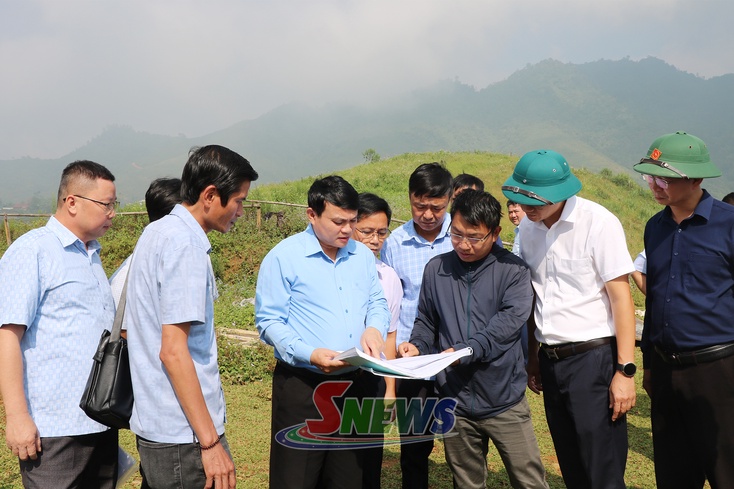 Đồng chí Đặng Ngọc Hậu, Phó Chủ tịch UBND tỉnh làm việc tại xã Suối Tọ