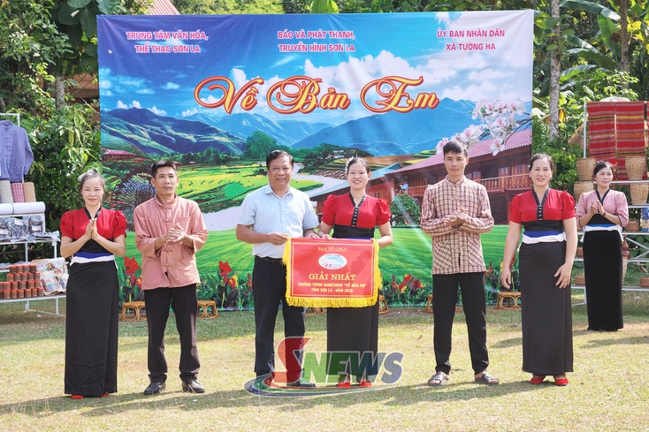 Gameshow “Về bản em” tôn vinh bản sắc văn hóa dân tộc Mường Tường Hạ