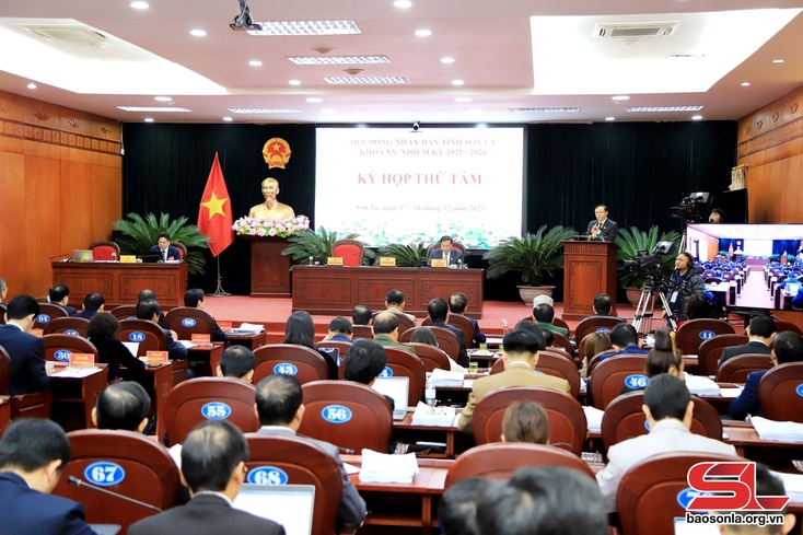 
Khai mạc trọng thể Kỳ họp thứ tám, HĐND tỉnh khóa XV
