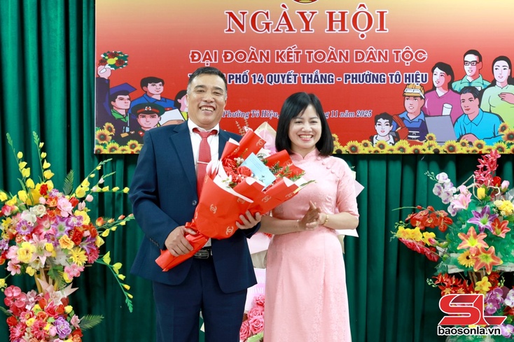 Ngày hội Đại đoàn kết toàn dân tộc tại tổ dân phố 14 Quyết Thắng, phường Tô Hiệu