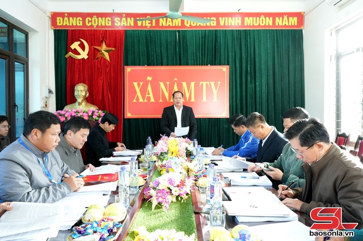 Tổ công tác số 4 dự, chỉ đạo kiểm điểm tự phê bình và phê bình tại xã Nậm Ty