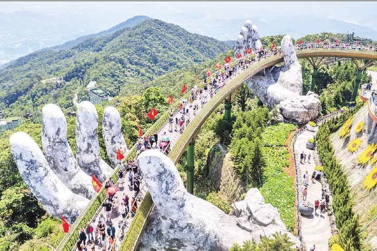 Khơi dậy niềm tự hào, bồi đắp khát vọng vươn lên
