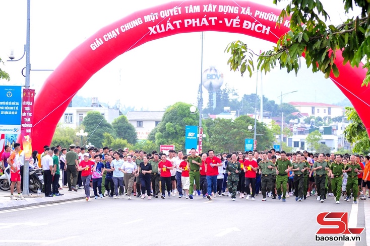 Chung một quyết tâm xây dựng xã, phường không ma túy