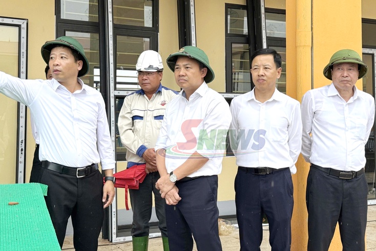 Tập trung hoàn thiện các hạng mục Trường phổ thông nội trú liên cấp Tiểu học - THCS xã Chiềng Sơn