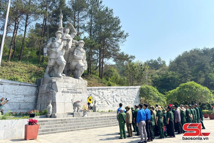 75th anniversary of Traditional Day of Vietnam Youth Volunteer Force celebrated in Son La