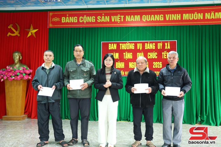 Bac Yen works to ensure peaceful, joyful new spring for all