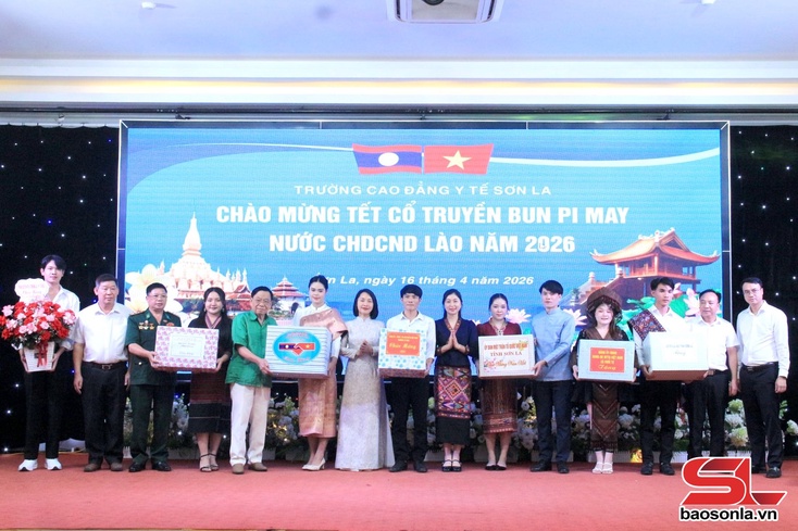 Yar cơưv Cao đẳng Y tế Sơn La kriz Tsiaz Bunpimay trâu shuv xênhz Lok Tsuôk nox